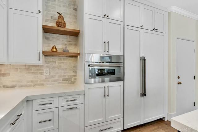 Detail Gallery Image 7 of 53 For 1404 Logan Ct, Escondido,  CA 92027 - 5 Beds | 4 Baths