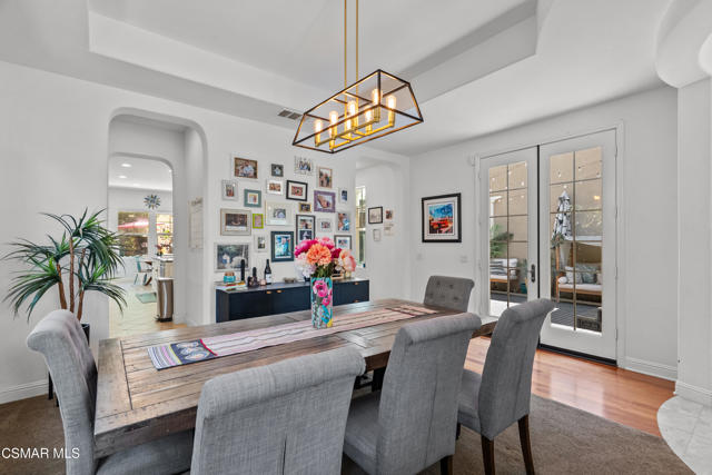 1729 Bluesage Court, Simi Valley CA: https://media.crmls.org/mediaz/c172699e-6f82-4165-b9a7-0780576bf230.jpg
