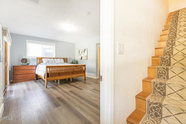 Detail Gallery Image 23 of 64 For 10272 Willow Springs Ln, Sunland,  CA 91040 - 4 Beds | 3 Baths