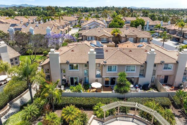 4610 Los Alamos Way, Oceanside CA: https://media.crmls.org/mediaz/c172e05c-d126-4581-a30f-2d0c9a808c8c.jpg
