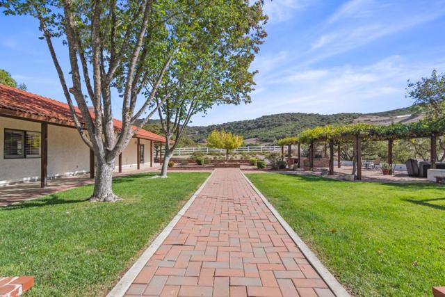 44734 Sun Valley Drive, King City CA: https://media.crmls.org/mediaz/c1744ccc-5e1e-4be0-a9d7-17638a35e897.jpg