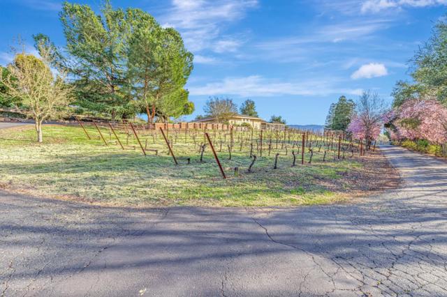 10260 Lucky Court, Gilroy CA: https://media.crmls.org/mediaz/c1748c7a-3a9f-4f9a-bf65-f2842a38811c.jpg