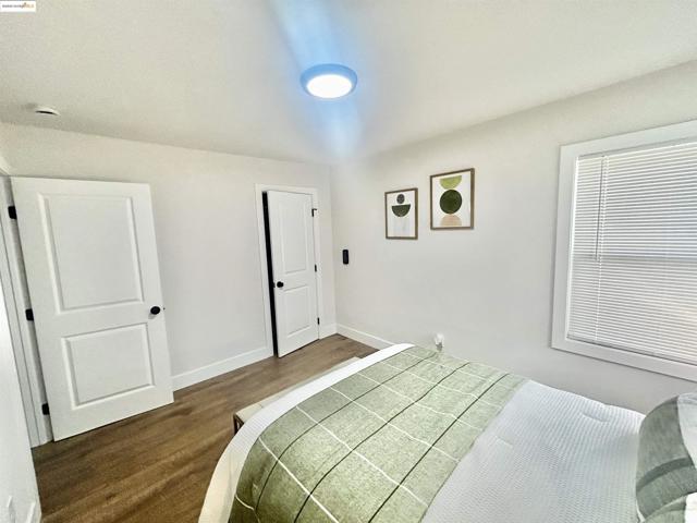 518 4th Street, Richmond CA: https://media.crmls.org/mediaz/c174bc03-aff3-4282-9fed-f3ac184fce7a.jpg