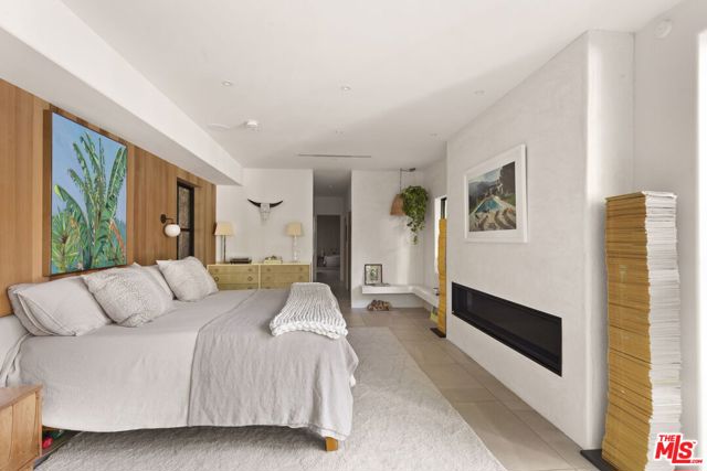 918 La Jolla Avenue, West Hollywood, California 90046, 4 Bedrooms Bedrooms, ,4 BathroomsBathrooms,Single Family Residence,For Sale,La Jolla,23322415