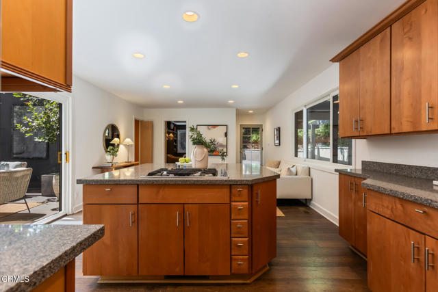 595 Linda Vista Avenue, Pasadena CA: https://media.crmls.org/mediaz/c1759461-8bce-4d3b-b836-4216296c4789.jpg