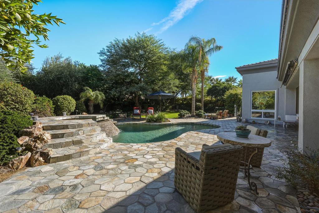 MLS #219139129DA image #1