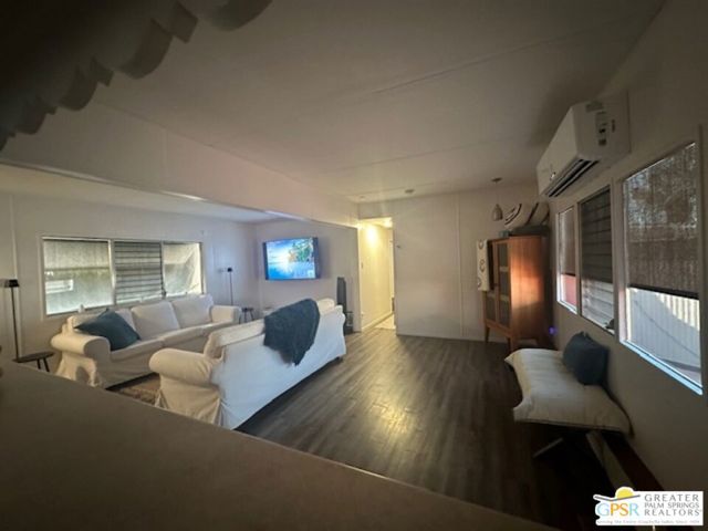 2 McKinley St., Cathedral City CA: https://media.crmls.org/mediaz/c175b671-816b-40f6-b830-cce9c87bdaf8.jpg
