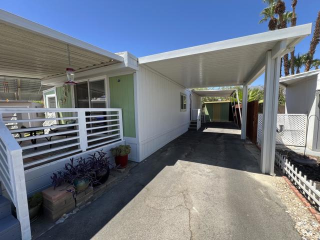 3 Sand Creek, Cathedral City CA: https://media.crmls.org/mediaz/c177a5a3-d42a-463b-9090-3bbd38fa400c.jpg