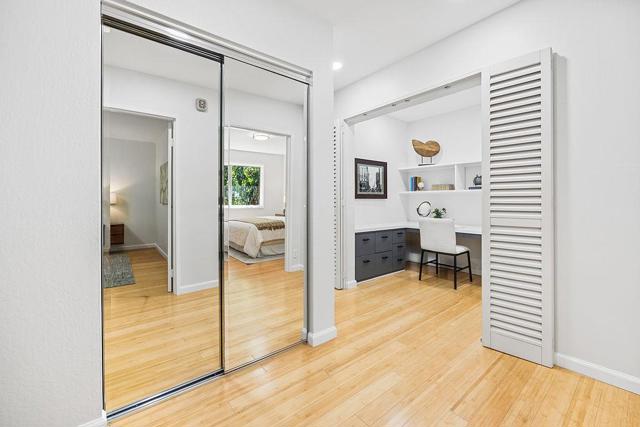 4096 17th Street, San Francisco CA: https://media.crmls.org/mediaz/c1791167-89c8-4946-8af1-1ddb38386181.jpg