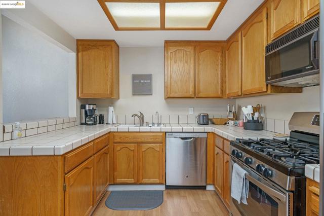 2013 Sand Point Rd, Discovery Bay CA: https://media.crmls.org/mediaz/c1791cfb-8c97-4762-accf-869cc85f7a36.jpg