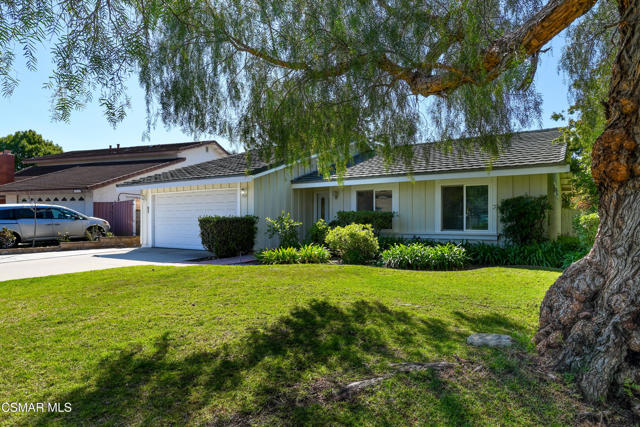 2202 Park Place, Thousand Oaks CA: https://media.crmls.org/mediaz/c179a0f2-0735-4373-948c-28c803d546ad.jpg