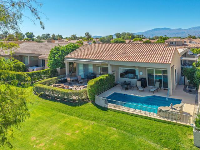 38 Pine Valley Drive, Rancho Mirage CA: https://media.crmls.org/mediaz/c17b3695-9e56-430e-8e63-76a17ccc714c.jpg