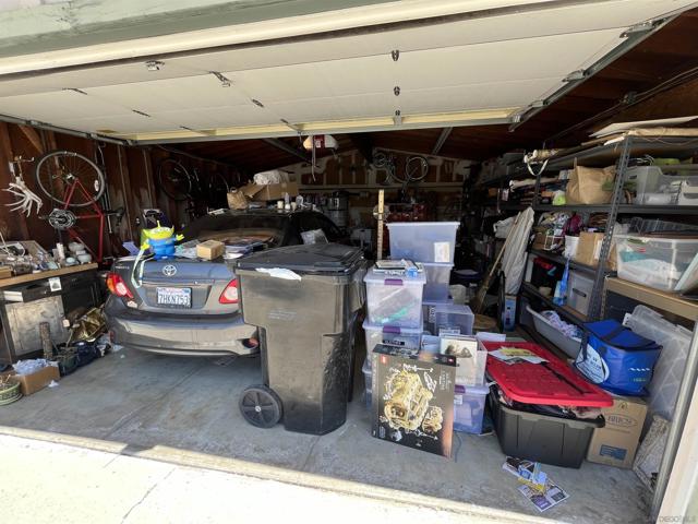 5284 Winthrop St, San Diego CA: https://media.crmls.org/mediaz/c17b5a06-e616-4e1b-a598-f024bccc62b7.jpg