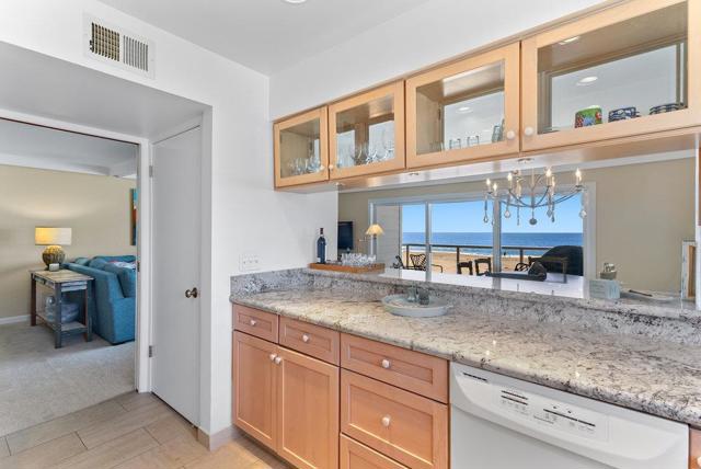 22130 E Cliff Drive, Santa Cruz CA: https://media.crmls.org/mediaz/c17c5587-ca9c-470b-92dd-4725958cadf3.jpg