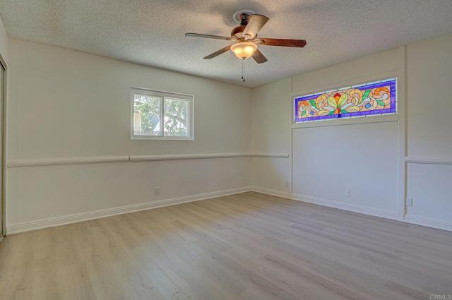1161 W Westmont Ave, Hemet CA: https://media.crmls.org/mediaz/c17c68c5-edfe-4f9f-92ec-a19007842333.jpg