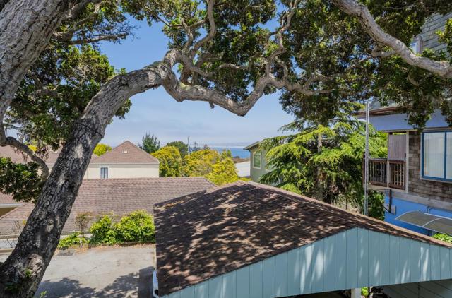 570572 Belden Street, Monterey CA: https://media.crmls.org/mediaz/c17d500c-3b49-4b88-90a7-5544f888d283.jpg