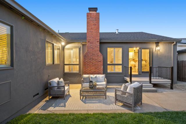 1549 Eastmoor Road, Burlingame CA: https://media.crmls.org/mediaz/c17f6533-7580-4853-8b60-549e56491acc.jpg
