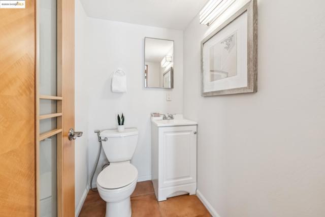 1708 Derby St, Berkeley CA: https://media.crmls.org/mediaz/c1804b2b-6bc4-46b1-b61a-b8b226b1efd4.jpg