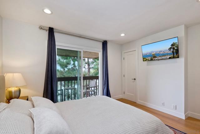 1174 Locust St, San Diego CA: https://media.crmls.org/mediaz/c1805f20-e15f-4fc2-bf2f-b4a3300cd583.jpg