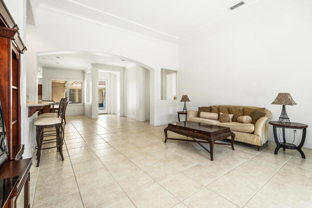 Image 6 of 36 For 77 Clavel Court