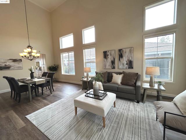 8040 Kelok Way, Clayton CA: https://media.crmls.org/mediaz/c181128e-1f81-46f8-950d-7e4bc41a1c80.jpg