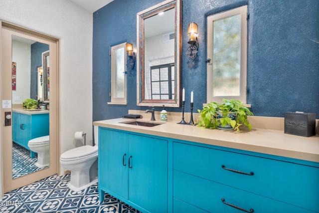Detail Gallery Image 16 of 64 For 2707 Hermosita Dr, Glendale,  CA 91208 - 3 Beds | 3/1 Baths