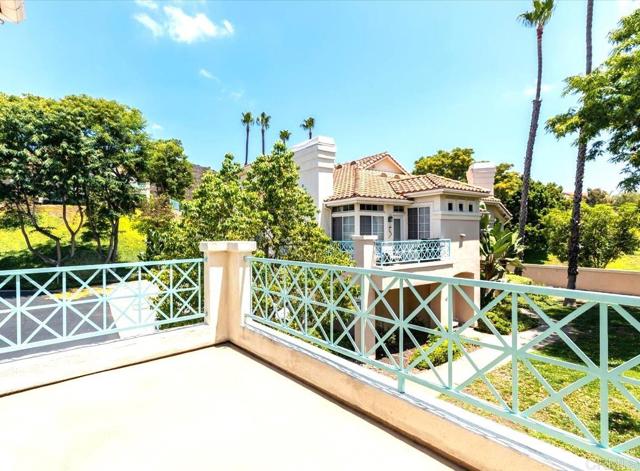 12676 Springbrook Drive, San Diego CA: https://media.crmls.org/mediaz/c181ca91-dcfc-4a27-90f9-74f30022e76f.jpg