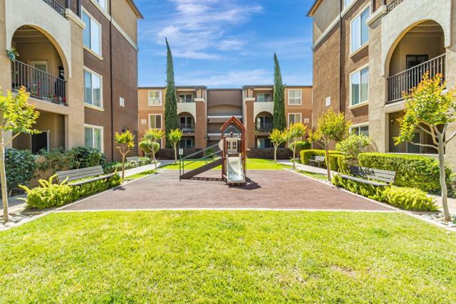 801 S Winchester Boulevard, San Jose CA: https://media.crmls.org/mediaz/c182a76b-3c52-4a09-a6e1-fcf047fd83ca.jpg