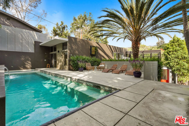 16517 Las Casas Place photo 6