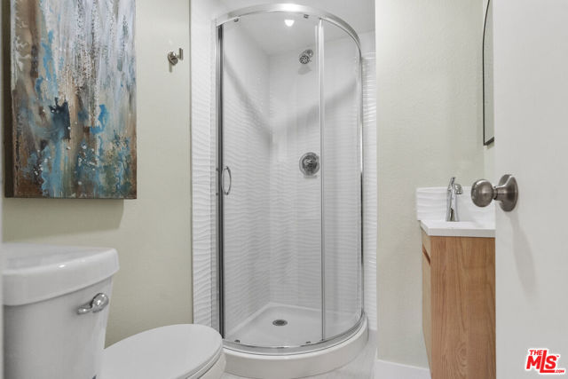 5300 E Waverly Drive, Palm Springs CA: https://media.crmls.org/mediaz/c1847232-f34e-4a2b-a19e-c71cb8b3b904.jpg