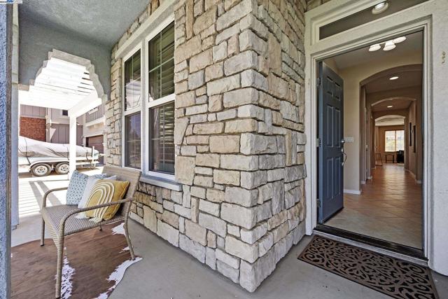 1304 Pyrenees St, Tracy CA: https://media.crmls.org/mediaz/c1849145-319c-49d4-8d27-f5ff5fb98899.jpg