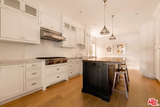 11500 San Vicente Boulevard, 414 photo 5