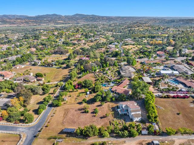Detail Gallery Image 52 of 53 For 3016 Alta Vista Dr, Fallbrook,  CA 92028 - 3 Beds | 3/1 Baths