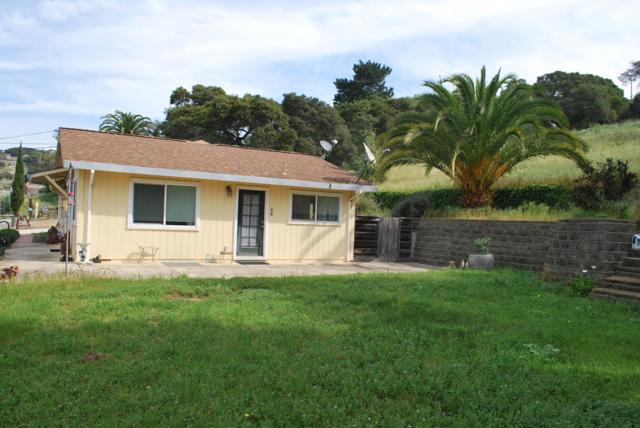 9194 Coker Road, Salinas CA: https://media.crmls.org/mediaz/c1854ce2-04b1-493c-8a1d-e5624ce8bc08.jpg
