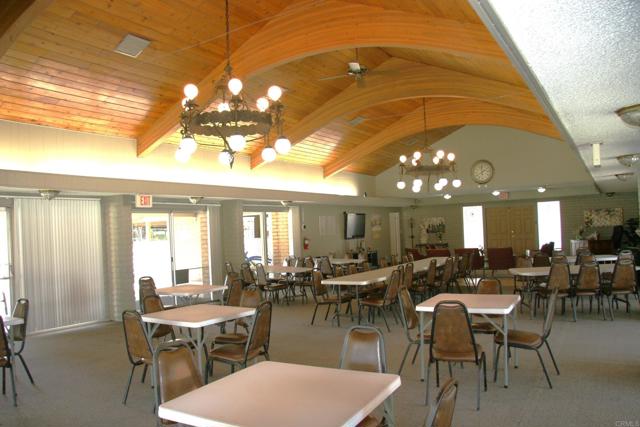 525 W El Norte Parkway, Escondido CA: https://media.crmls.org/mediaz/c1859174-55b9-4ba1-9b53-fc7a332bb5e0.jpg