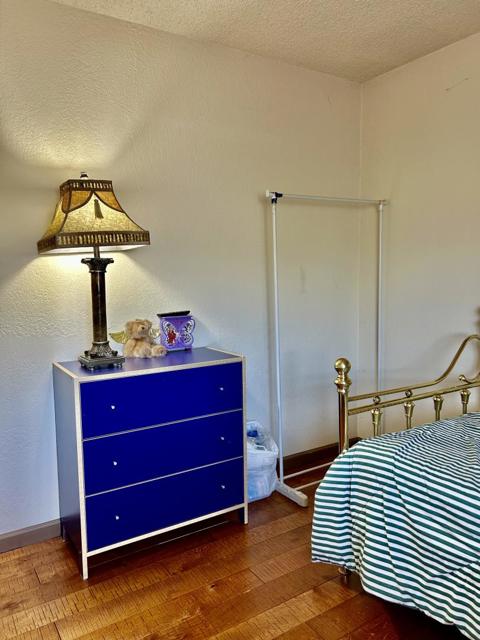 2071 Sunset View Place, San Jose CA: https://media.crmls.org/mediaz/c185a0cb-5735-4ec4-b283-39587fd4d8ad.jpg