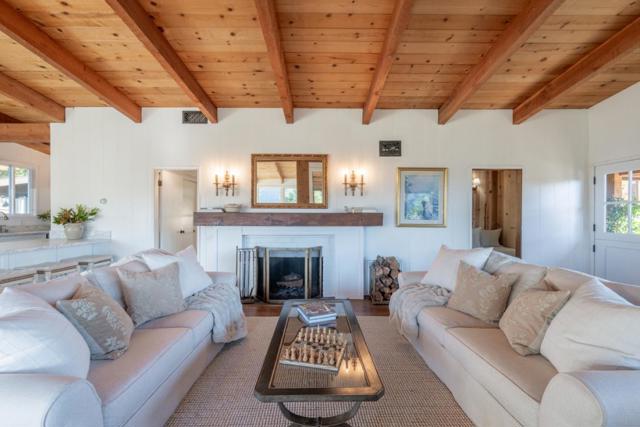 233 Country Club Drive, Carmel Valley CA: https://media.crmls.org/mediaz/c186760c-be95-4ff9-86df-35e30f33323c.jpg