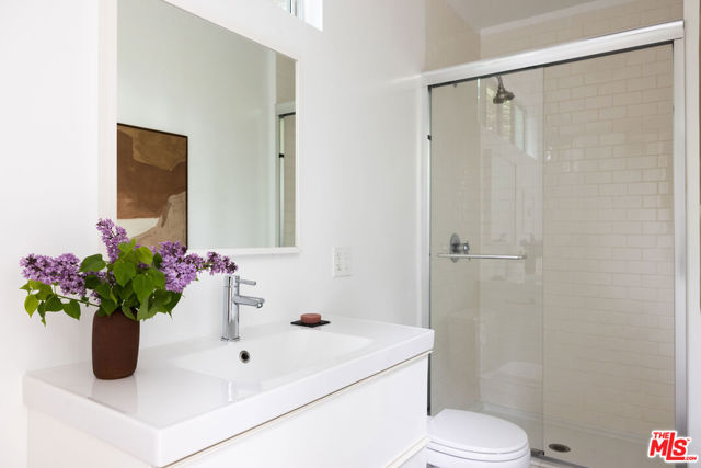 864 Sanborn Avenue, Los Angeles CA: https://media.crmls.org/mediaz/c187cb03-7bfe-4a9b-8f31-e70b854f7457.jpg