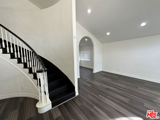 4833 Astuto Drive, Palmdale CA: https://media.crmls.org/mediaz/c187d636-0551-427f-9775-4900b39c8bc5.jpg