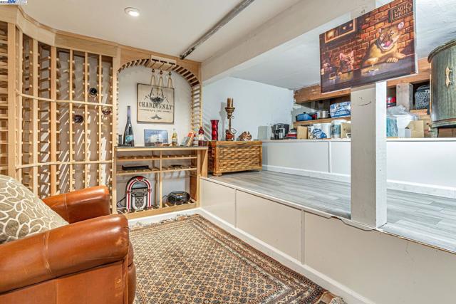 4001 W Lakeshore Drive, San Ramon CA: https://media.crmls.org/mediaz/c187f2fa-53a9-4951-9ea1-87982b60cd46.jpg