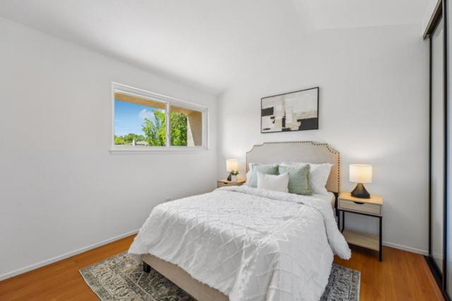 125 Connemara Way, Sunnyvale CA: https://media.crmls.org/mediaz/c1883a38-31ea-4979-9279-fde3f8a47378.jpg