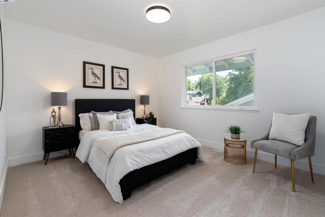 4406 Sugarland Ct, Concord CA: https://media.crmls.org/mediaz/c188f9d2-3783-4a80-b3e7-04b80ee1041a.jpg