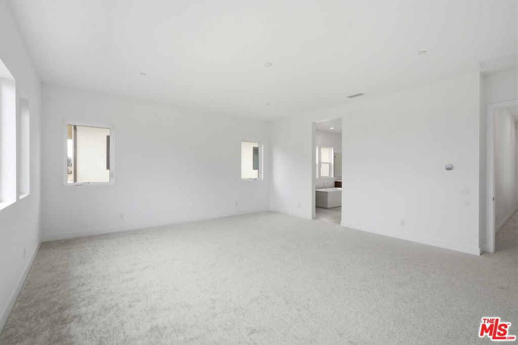 MLS #26652433 image #34
