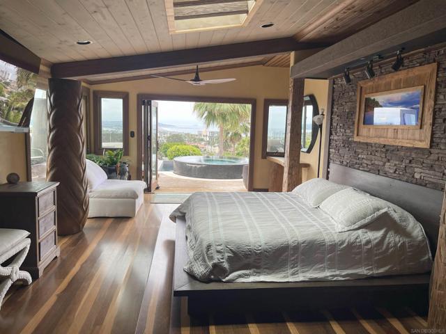1173 Van Nuys, San Diego CA: https://media.crmls.org/mediaz/c18c818d-a4ff-410a-a085-75da9c938b6d.jpg