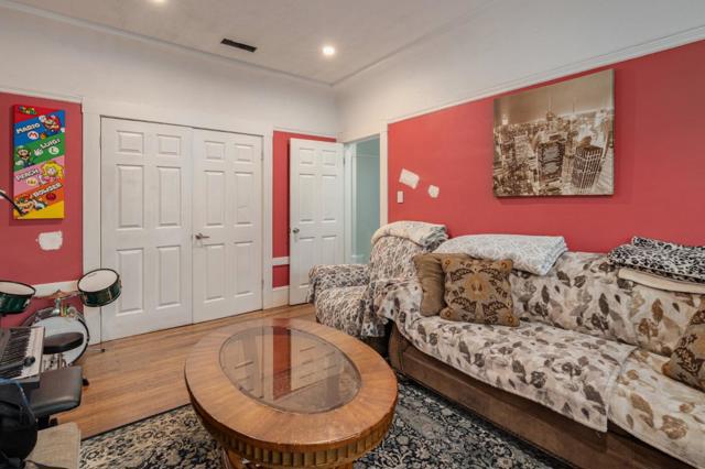 373 Winchester Street, Daly City CA: https://media.crmls.org/mediaz/c18d28f7-3fc1-4b74-a7d3-c344d2d94005.jpg