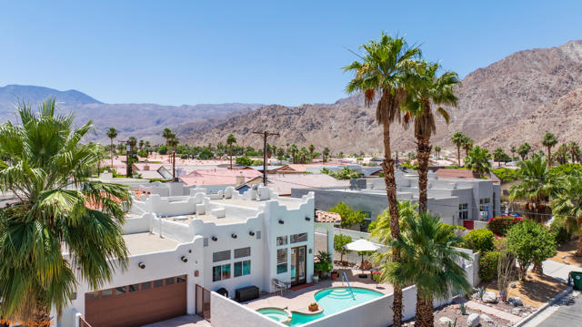 77440 Calle Ensenada, La Quinta CA: https://media.crmls.org/mediaz/c18dcb4e-f0df-4ecf-9b6c-05c9ef999006.jpg