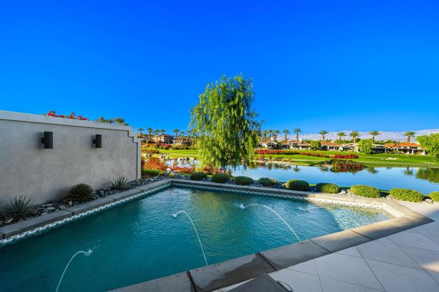 770 Deer Haven Circle, Palm Desert CA: https://media.crmls.org/mediaz/c18e40a6-0134-4f06-950b-73eedd9e1752.jpg