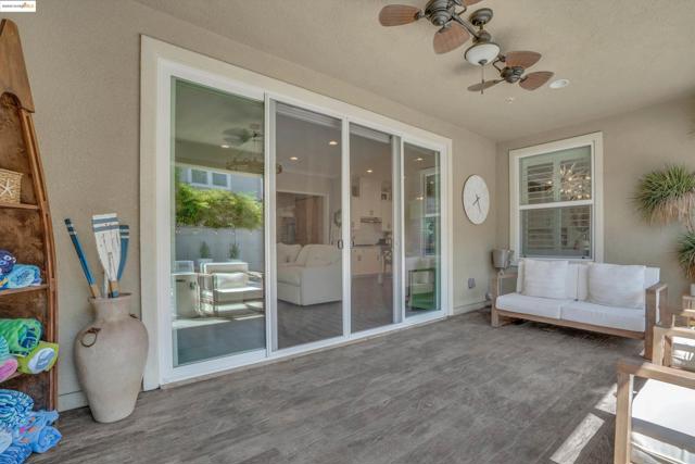 542 Harbor Cove Cir, Discovery Bay CA: https://media.crmls.org/mediaz/c18fe3df-96ad-411f-9dbc-3219488d8d99.jpg
