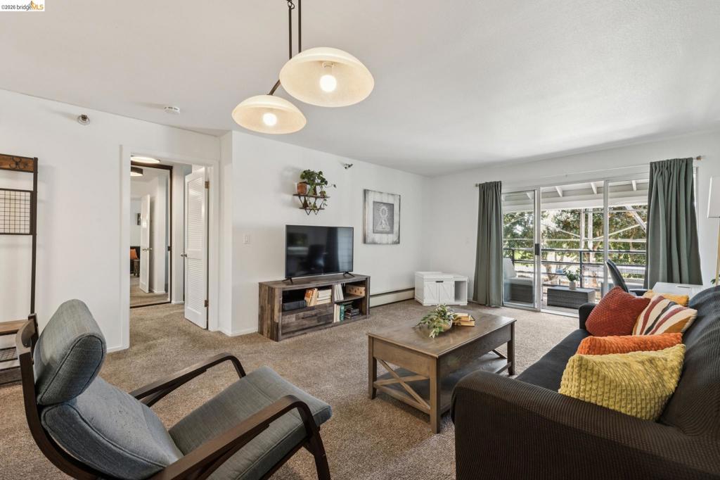 1203 Melville Sq #216