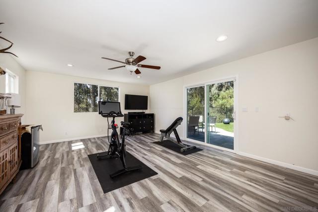 13306 Tawanka Dr, Poway CA: https://media.crmls.org/mediaz/c193541c-557c-4ead-92ad-6621ceec2e4b.jpg